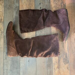 Steve Madden Brown Suede Boots